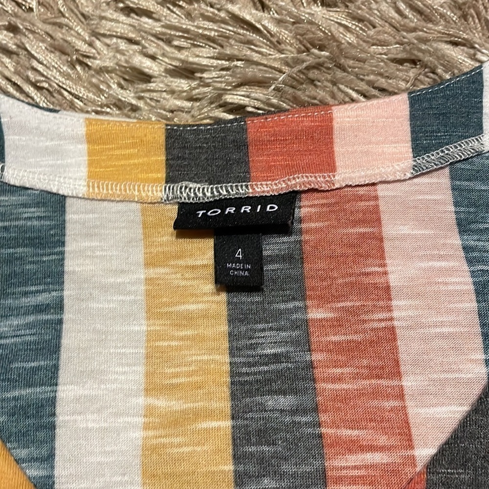 TORRID sz 4 Button Down Tie Front Midi Tee - Picture 6 of 11
